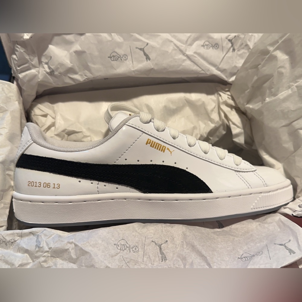 BTS PUMA BASKET PATENT SHOES